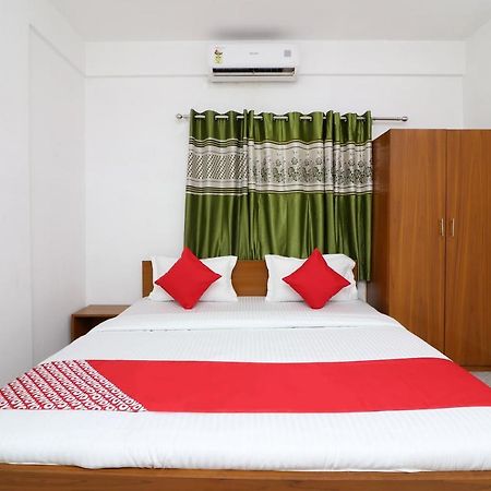 כלכותה Oyo 30269 Amar Raj Inn מראה חיצוני תמונה