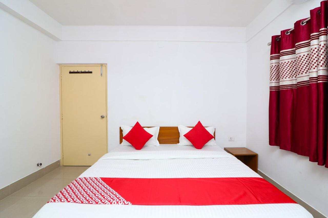 כלכותה Oyo 30269 Amar Raj Inn מראה חיצוני תמונה