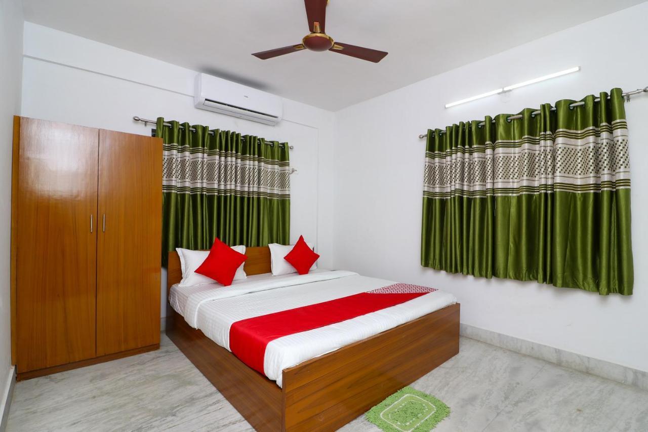 כלכותה Oyo 30269 Amar Raj Inn מראה חיצוני תמונה