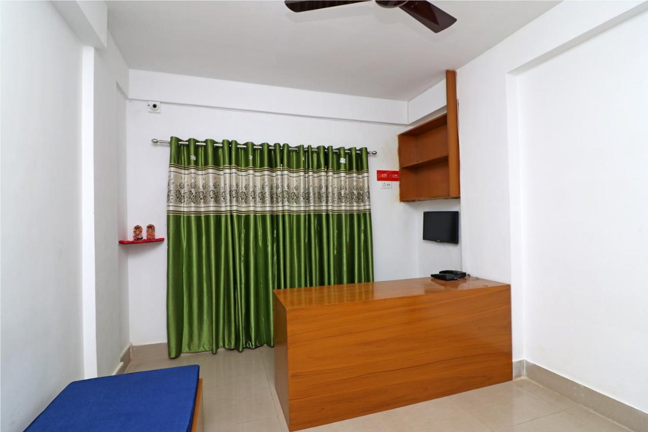 כלכותה Oyo 30269 Amar Raj Inn מראה חיצוני תמונה