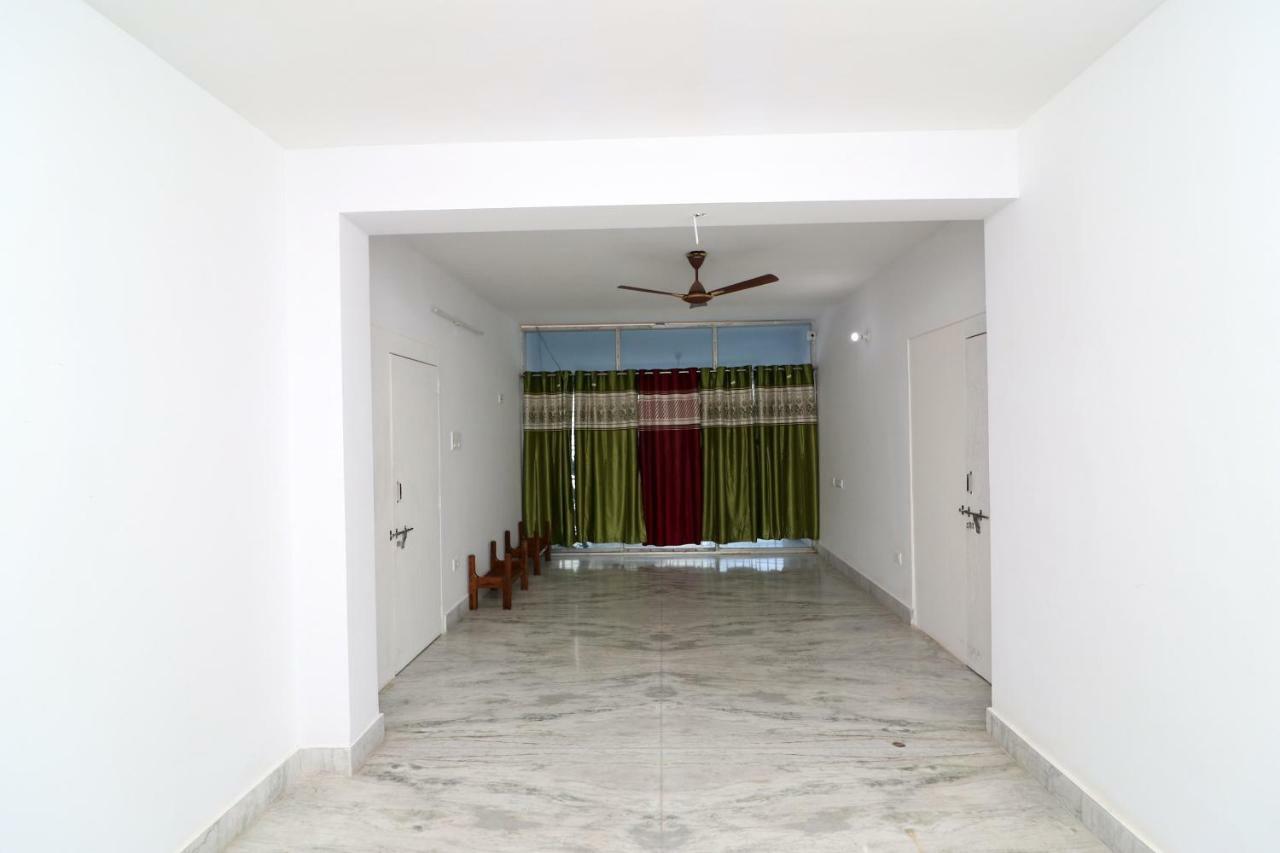 כלכותה Oyo 30269 Amar Raj Inn מראה חיצוני תמונה