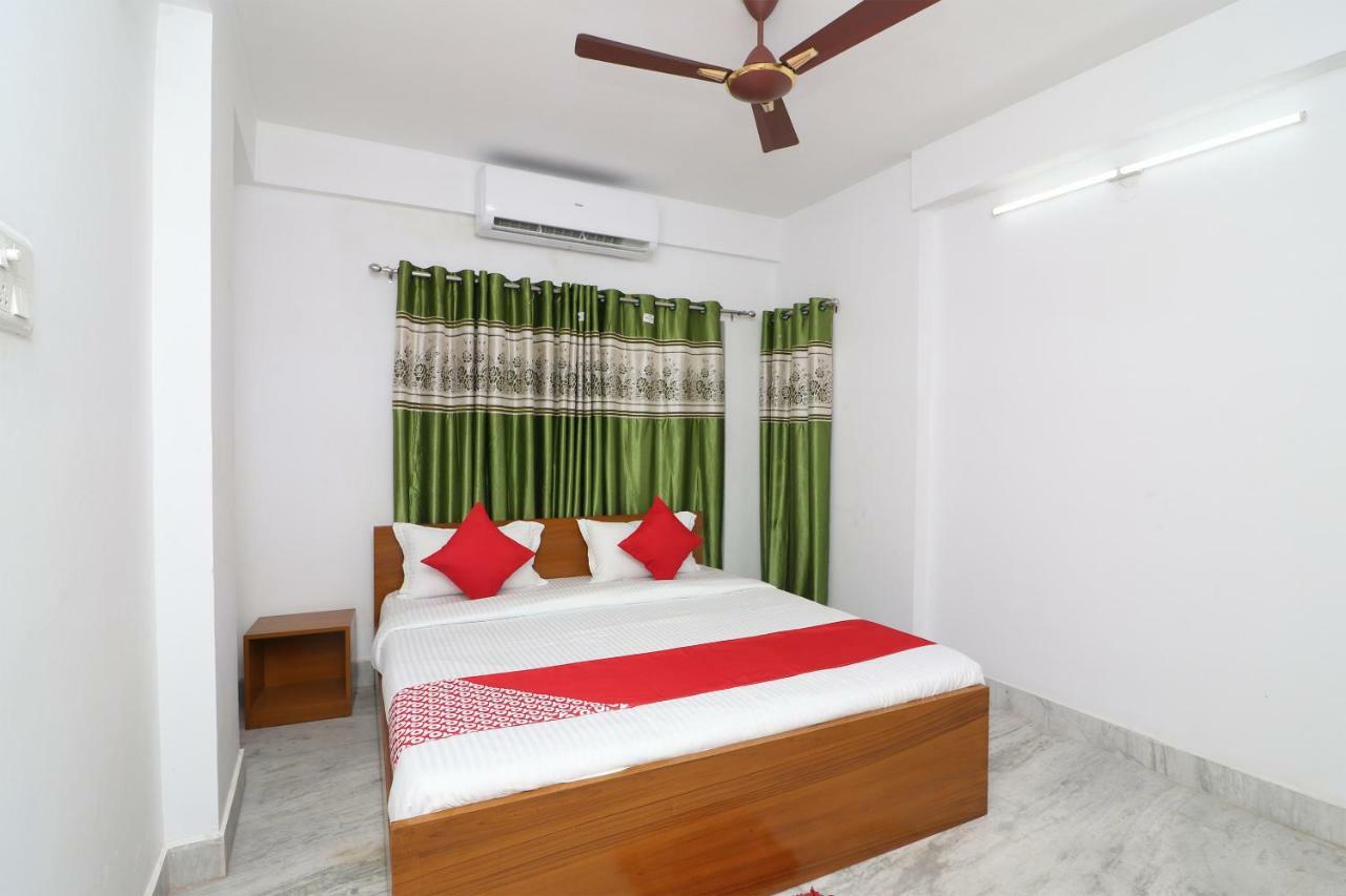 כלכותה Oyo 30269 Amar Raj Inn מראה חיצוני תמונה