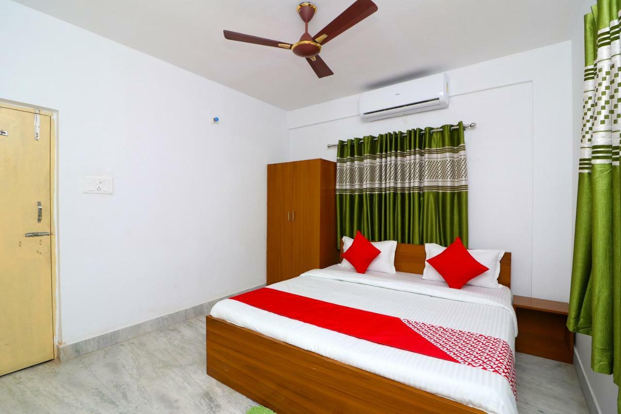 כלכותה Oyo 30269 Amar Raj Inn מראה חיצוני תמונה