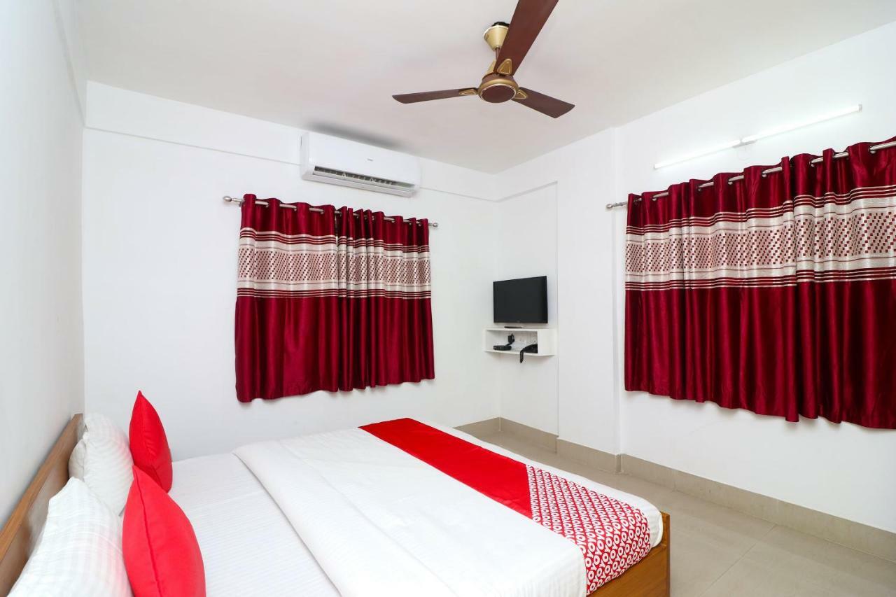 כלכותה Oyo 30269 Amar Raj Inn מראה חיצוני תמונה