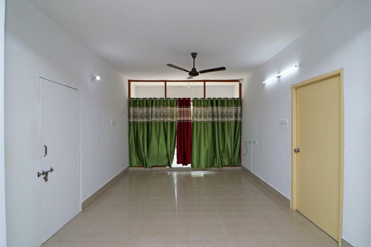 כלכותה Oyo 30269 Amar Raj Inn מראה חיצוני תמונה