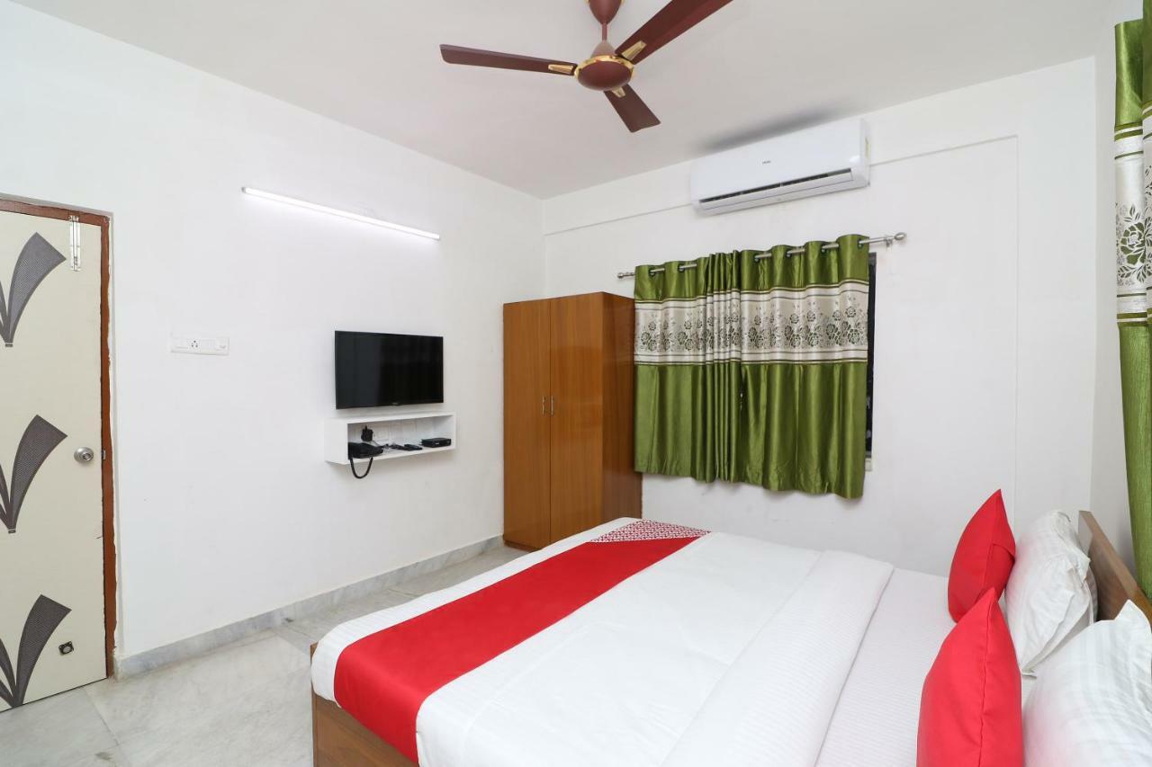 כלכותה Oyo 30269 Amar Raj Inn מראה חיצוני תמונה